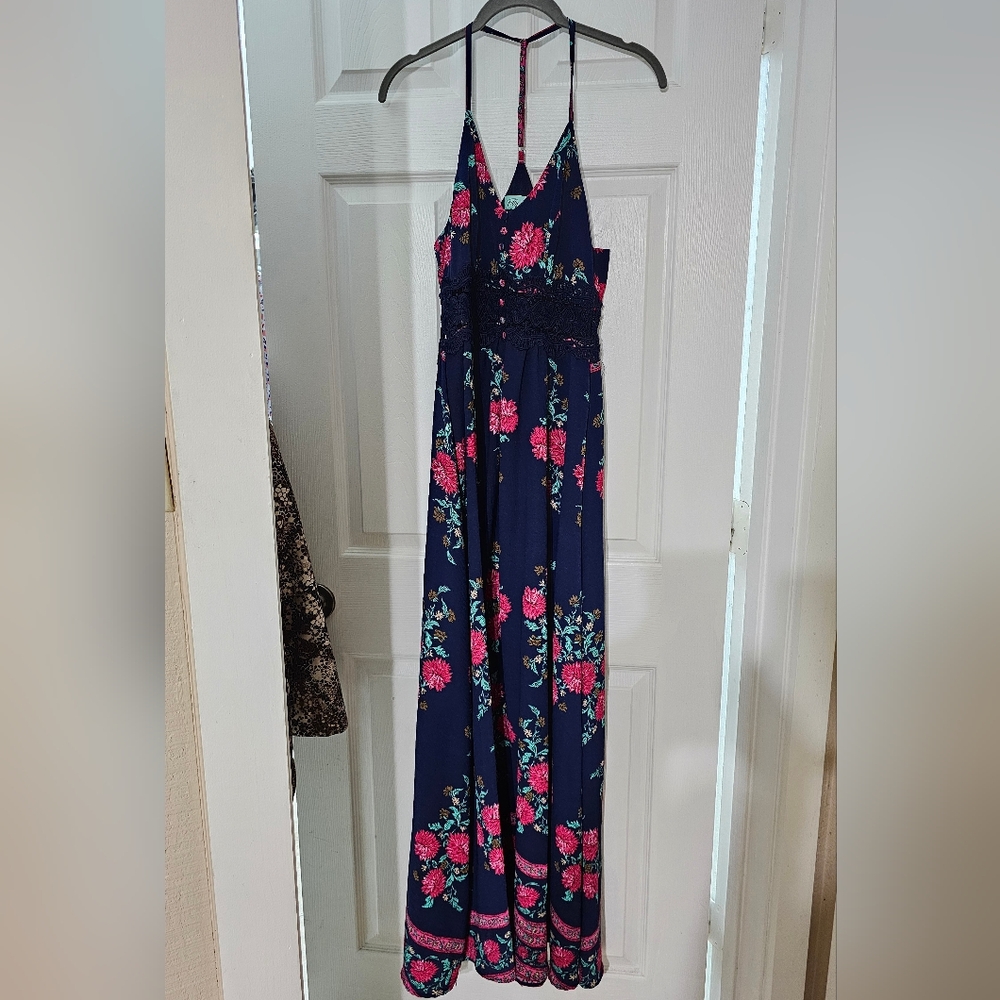 Filly Flair Floral Maxi Dress